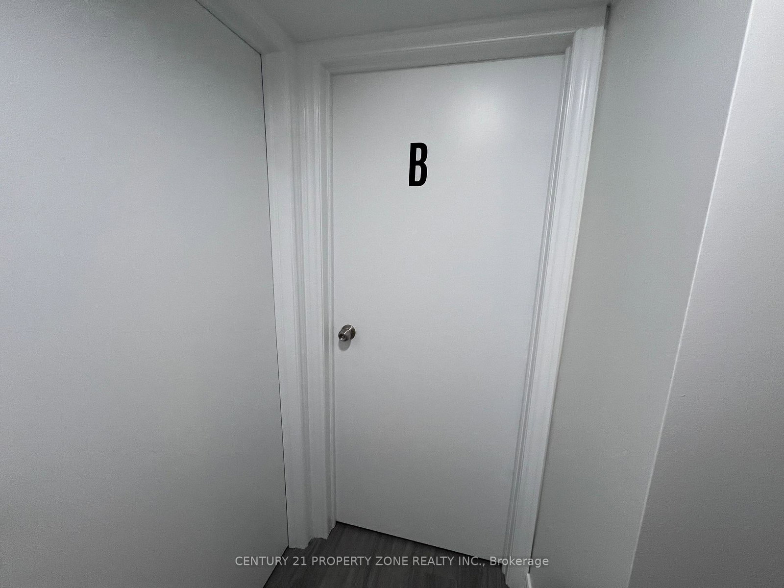 7747-hanniwell-street-niagara-falls-ontario-x13013810