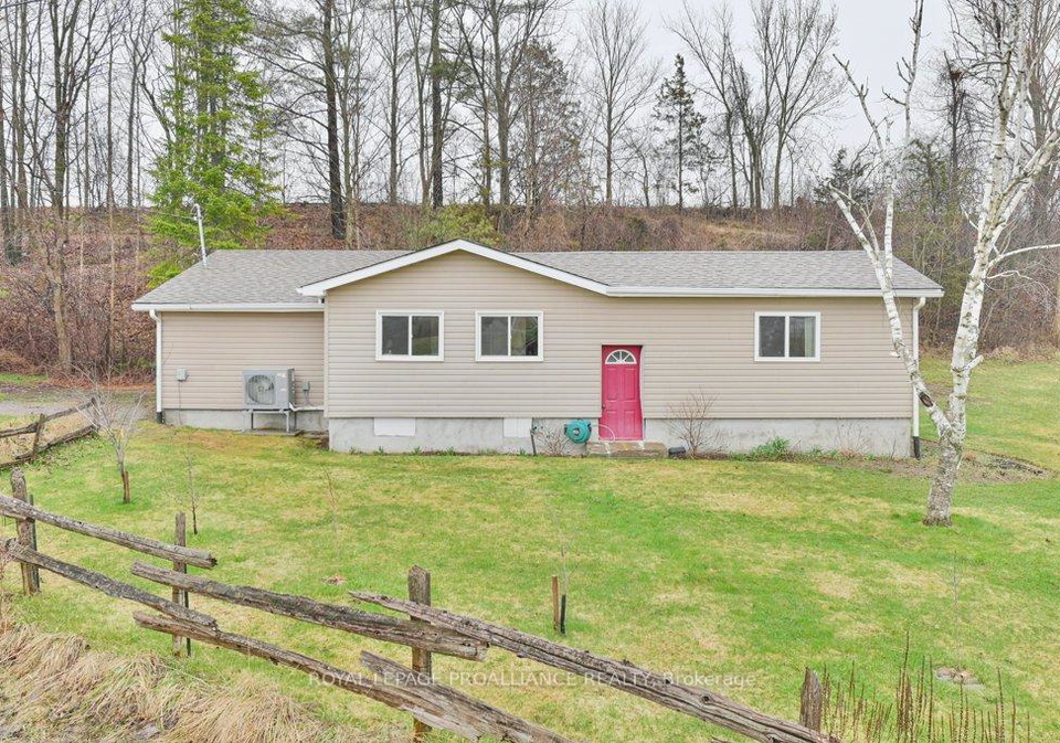 13-mccauley-road-quinte-west-ontario-x13014072
