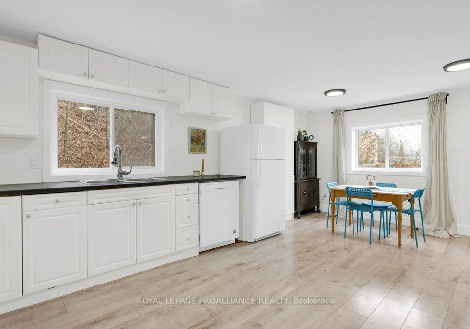 13-mccauley-road-quinte-west-ontario-x13014072