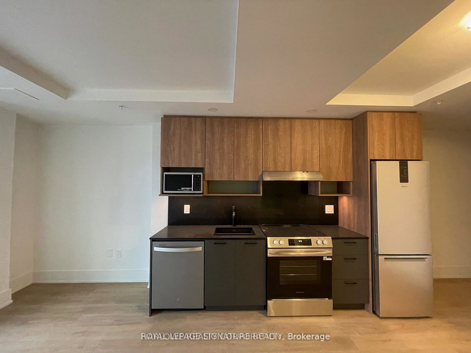 206-king-street-w-hamilton-ontario-x13014074