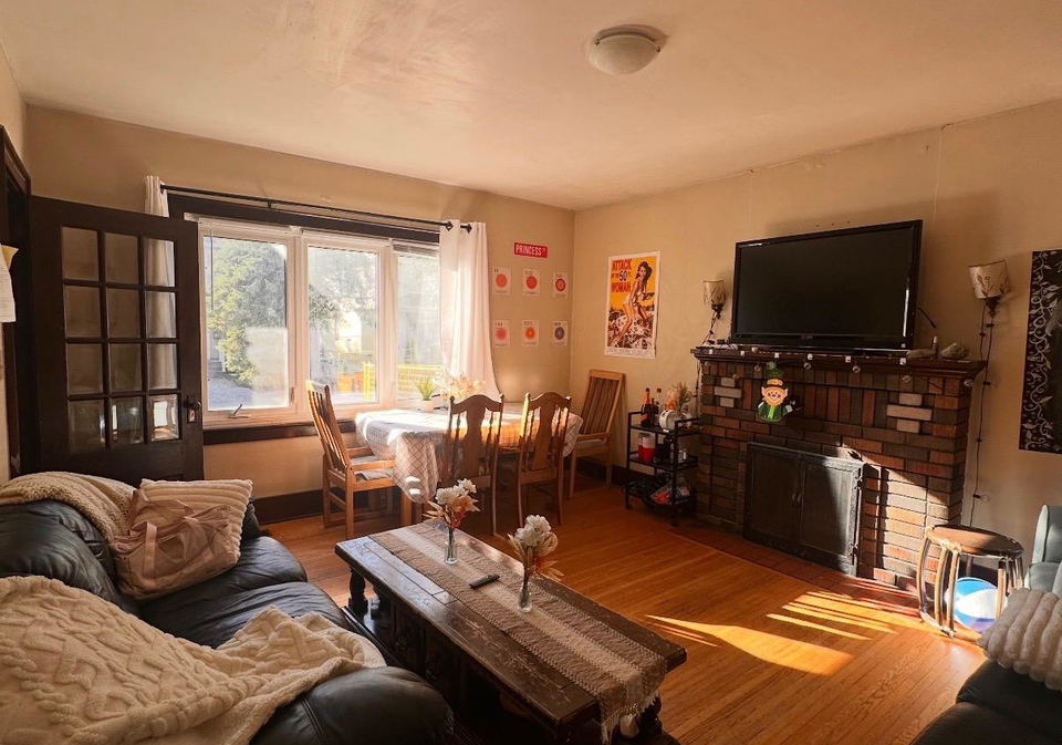 317-victoria-st-street-kingston-ontario-x13014500