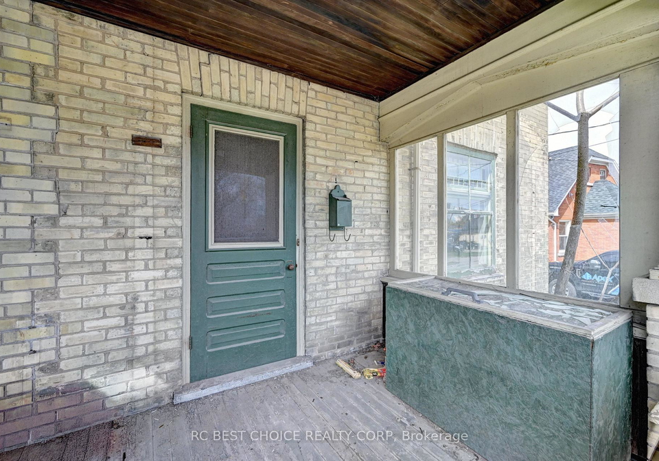 263-265-mill-street-kitchener-ontario-x13014860