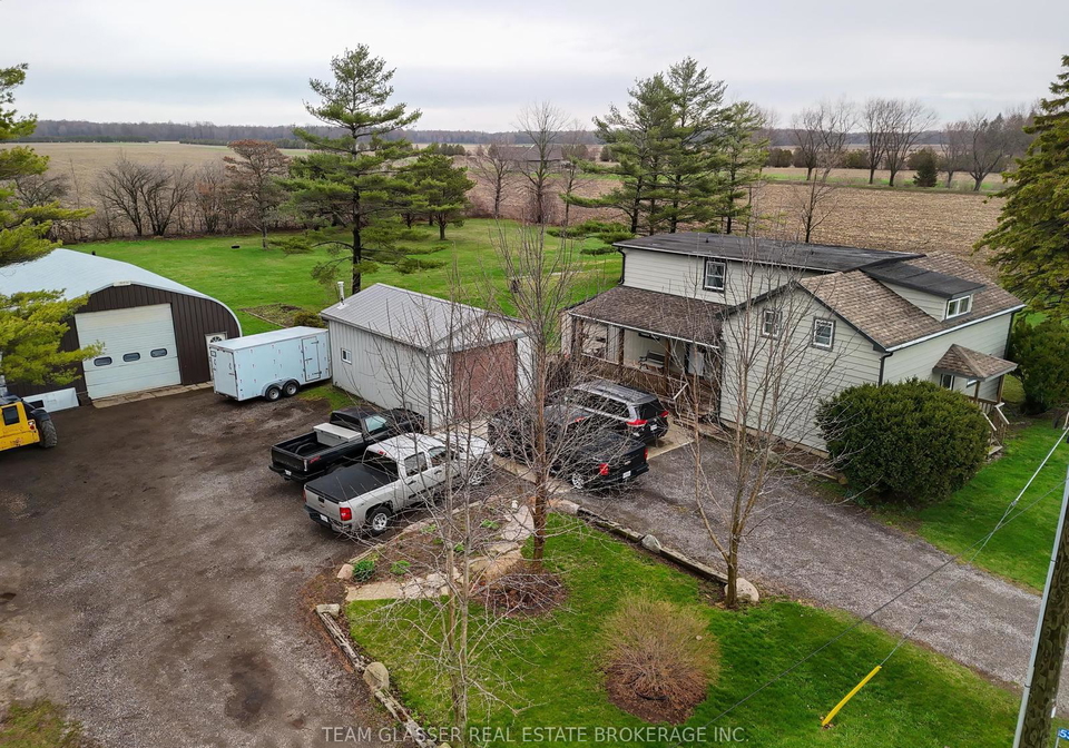 53216-nova-scotia-line-e-malahide-ontario-x13015082