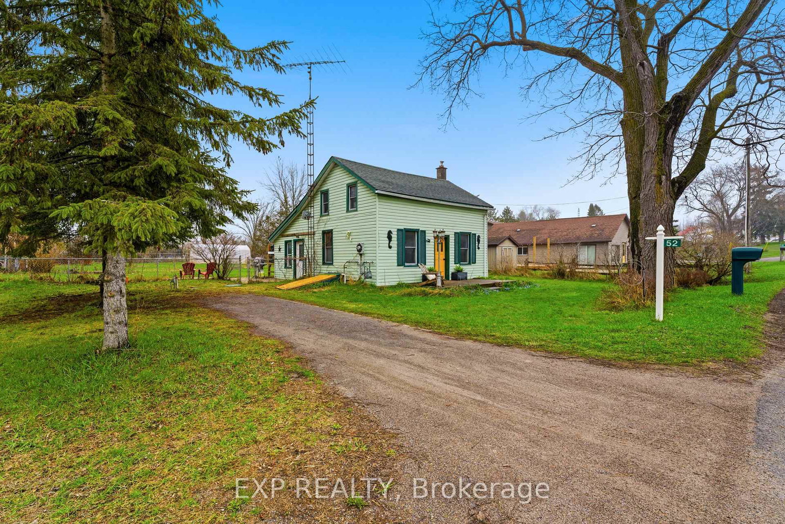 52-county-1-road-prince-edward-county-ontario-x13015426