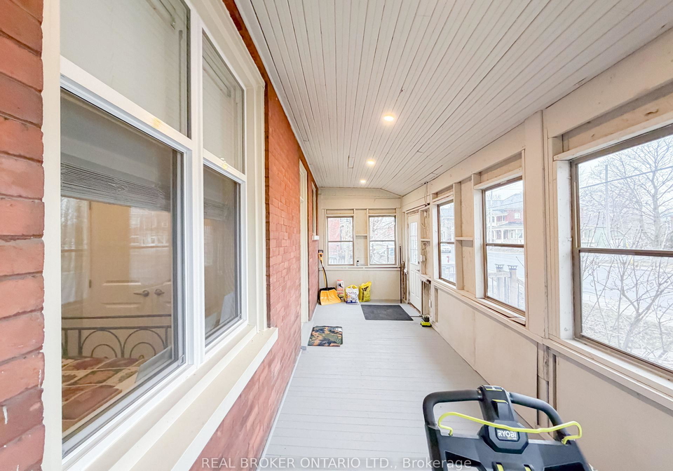 143-elmsley-street-n-smiths-falls-ontario-x13015548
