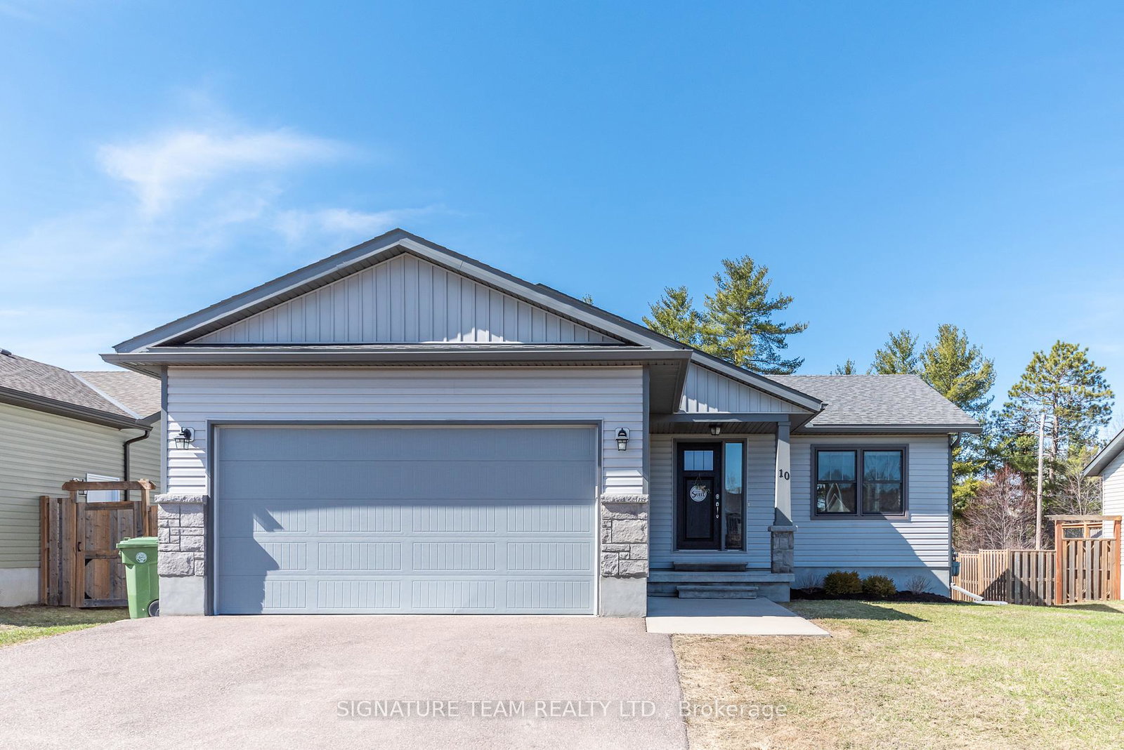 10-terrance-drive-petawawa-ontario-x13015644
