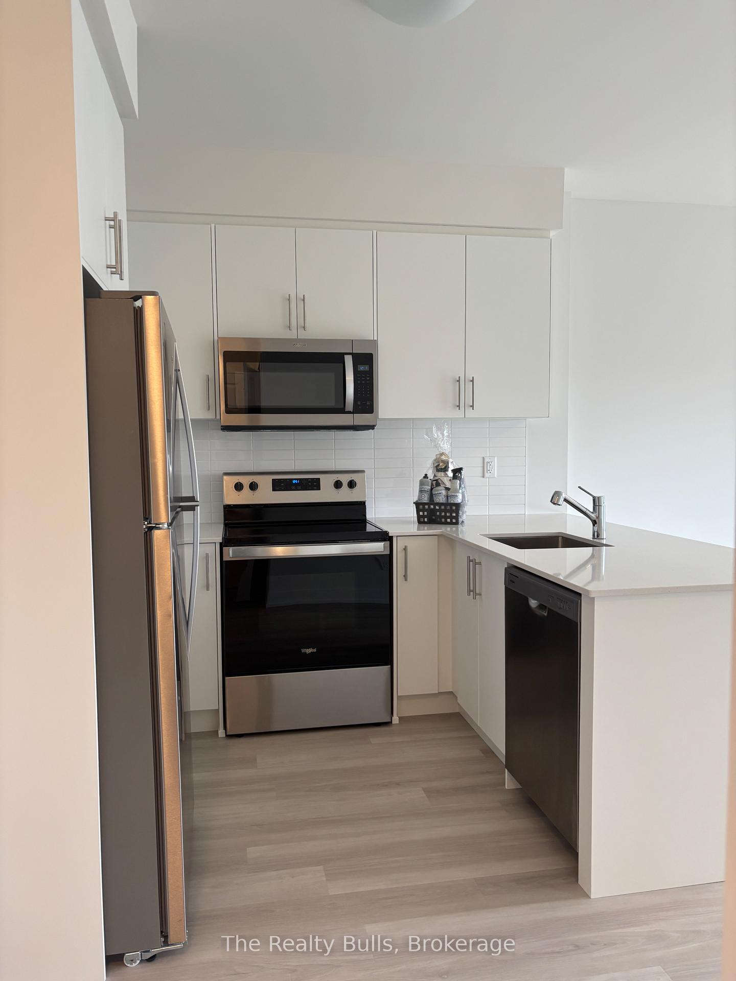 1100-ne-lackner-place-e-kitchener-ontario-x13015856