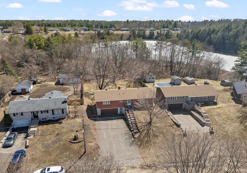 35-harris-crescent-whitewater-region-ontario-x13015894