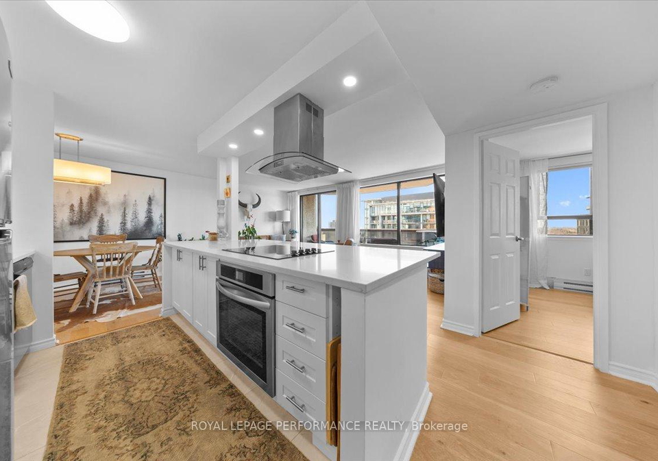 470-laurier-avenue-w-ottawa-ontario-x13016386