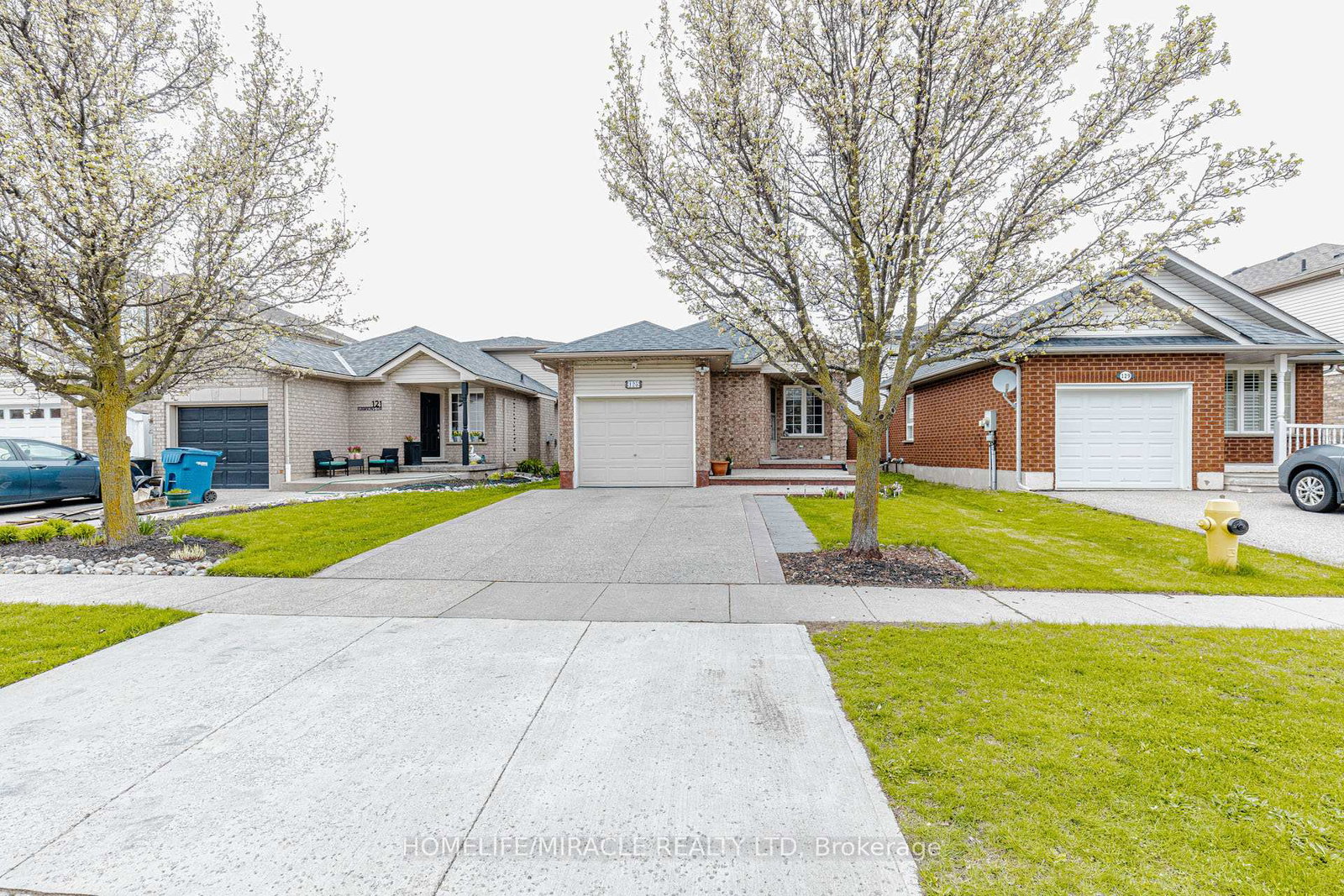 125-hawkins-drive-cambridge-ontario-x13016616