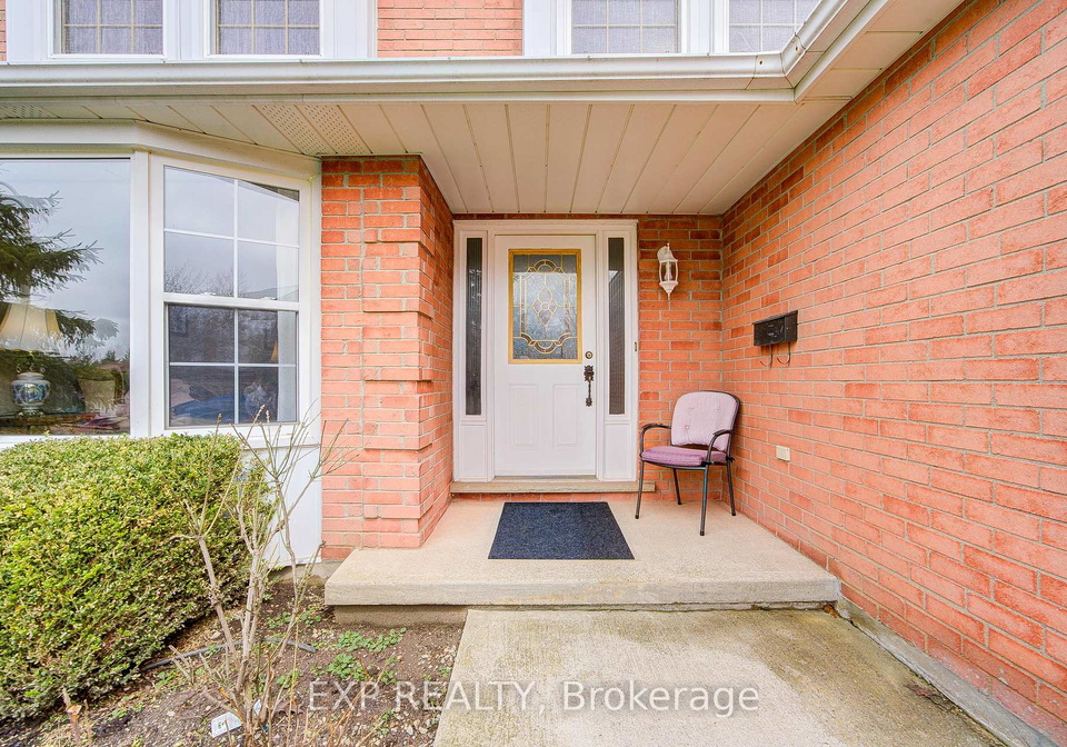 207-stoke-drive-kitchener-ontario-x13017070