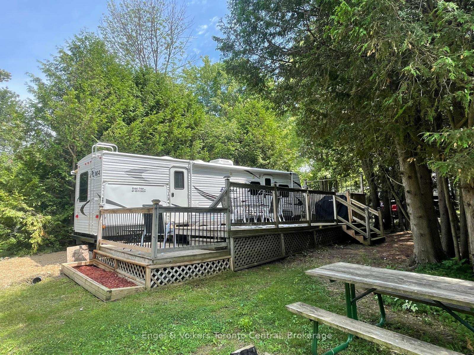 7489-sideroad-5-e-wellington-north-ontario-x13017132