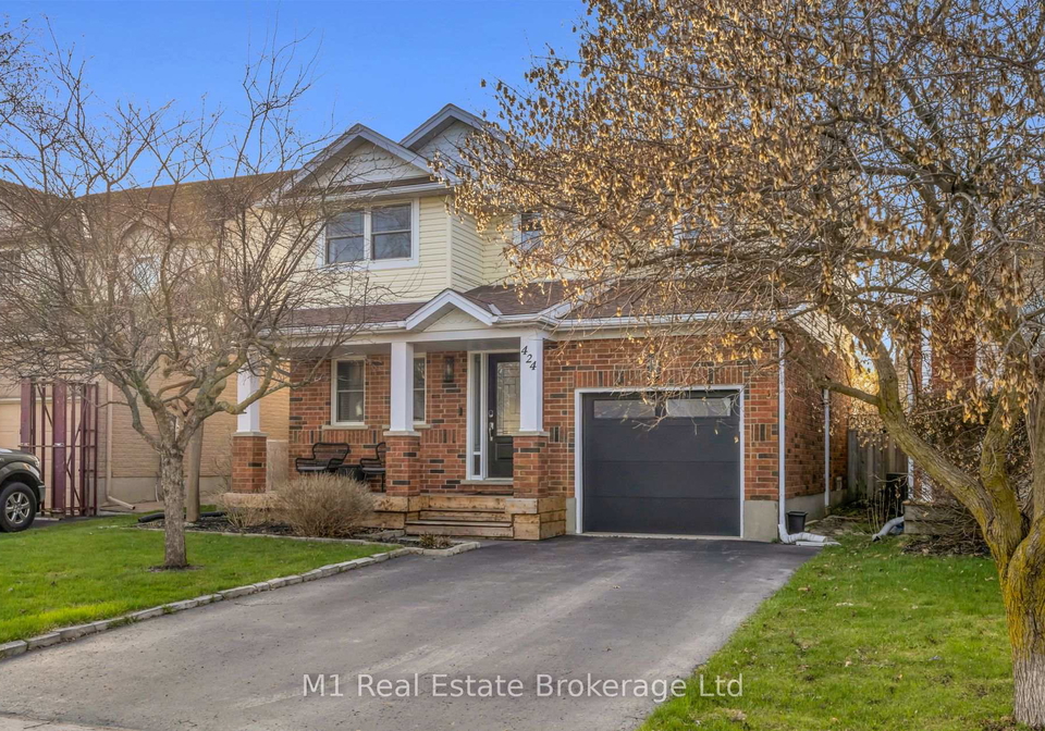 424-millburn-boulevard-centre-wellington-ontario-x13017156