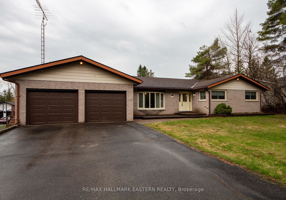 1239-7th-line-selwyn-ontario-x13017164