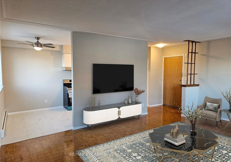 2205-king-street-e-hamilton-ontario-x13017388