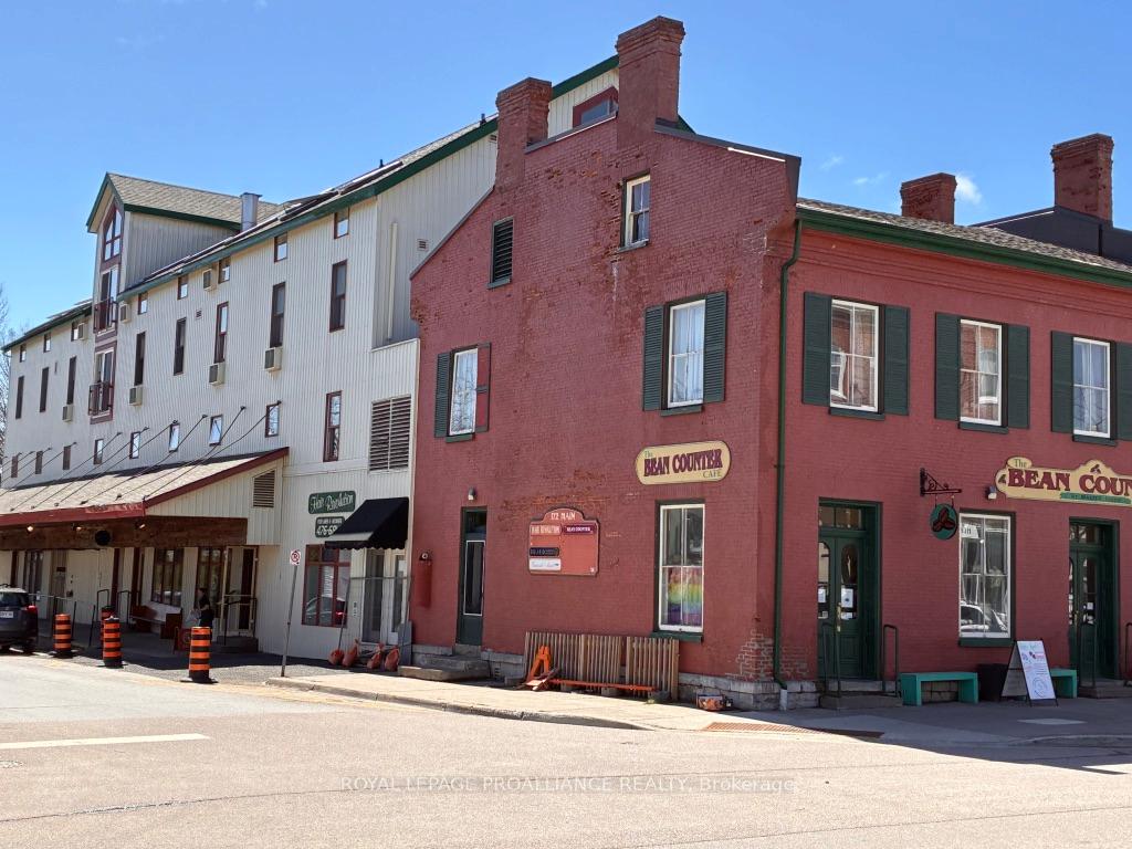 172-main-street-prince-edward-county-ontario-x13017396