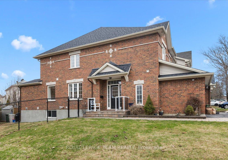 79-saddlesmith-circle-kanata-ontario-x13017562