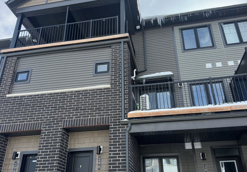 296-anyolite-private-ottawa-ontario-x13017686