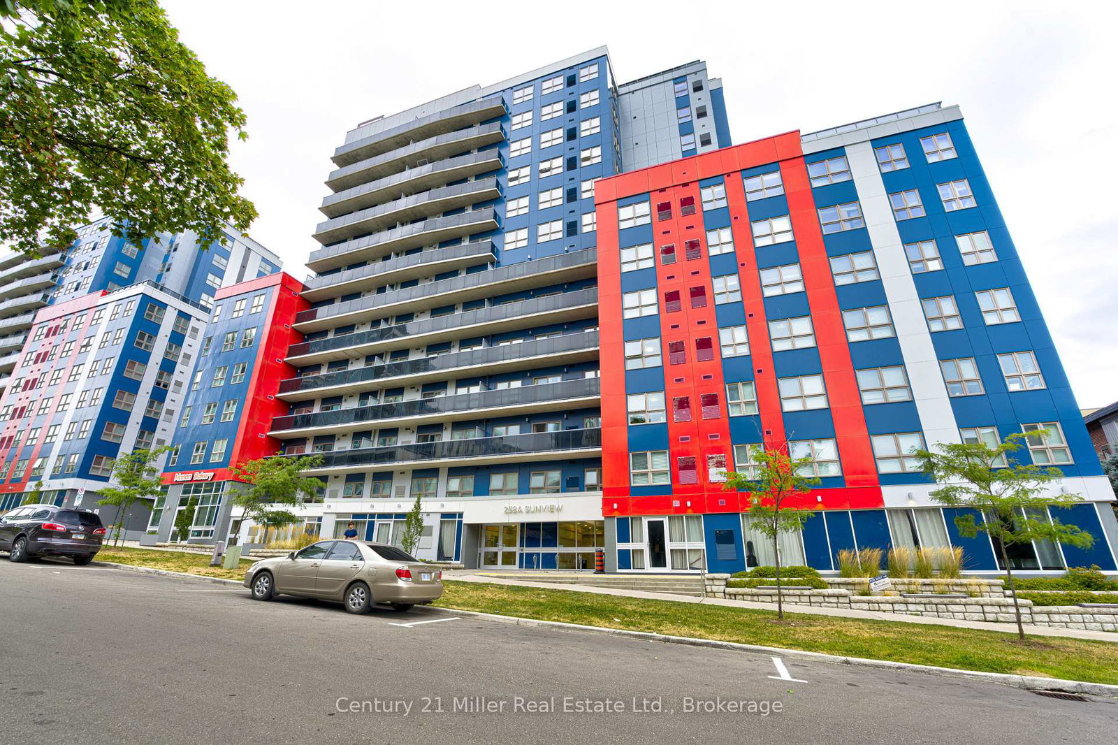 258a-sunview-street-waterloo-ontario-x13018172