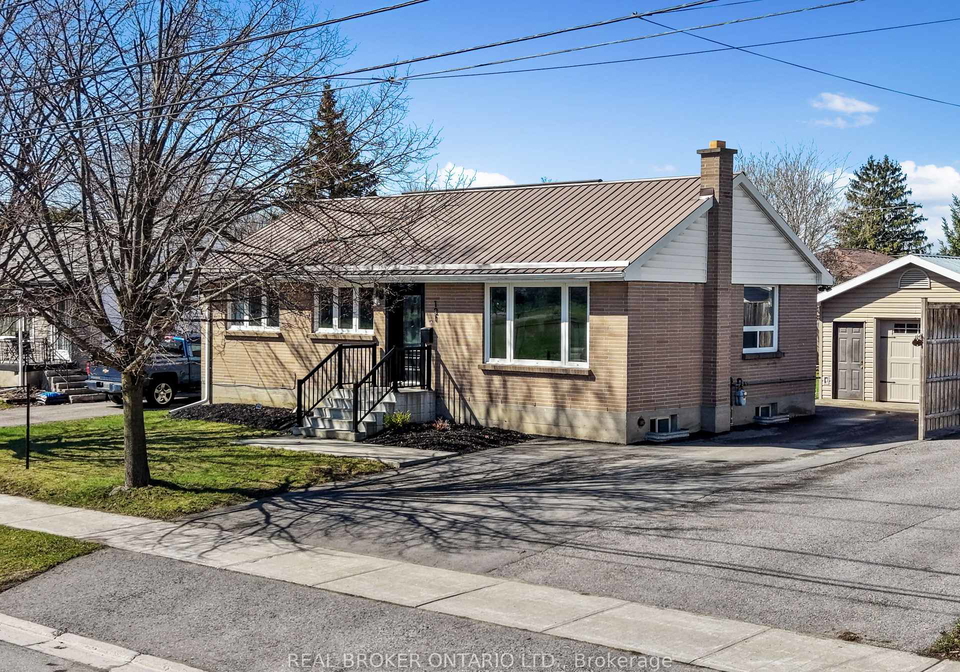 121-goodfellow-road-e-peterborough-ontario-x13018322