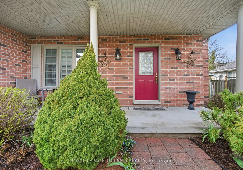 32-wingreen-lane-middlesex-centre-ontario-x13018468