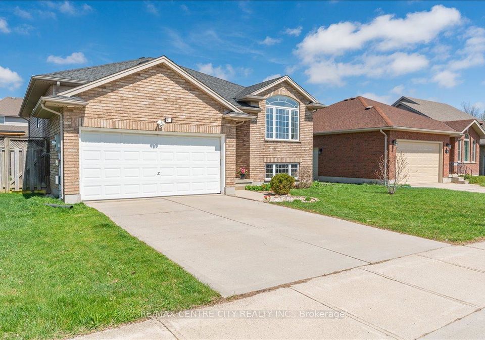 71-middlesex-drive-strathroy-caradoc-ontario-x13018538