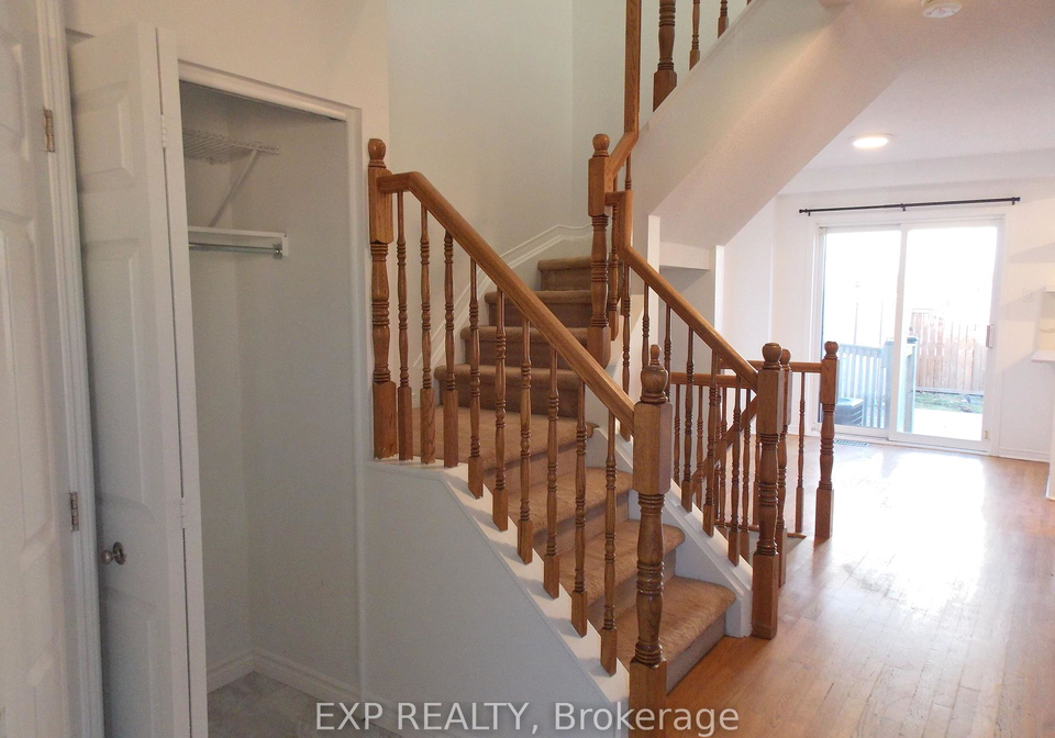 136-inverkip-avenue-ottawa-ontario-x13018856