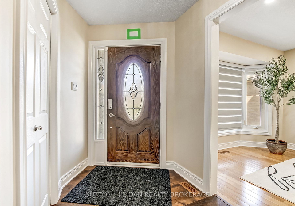 62-barrydale-crescent-london-north-ontario-x13018898