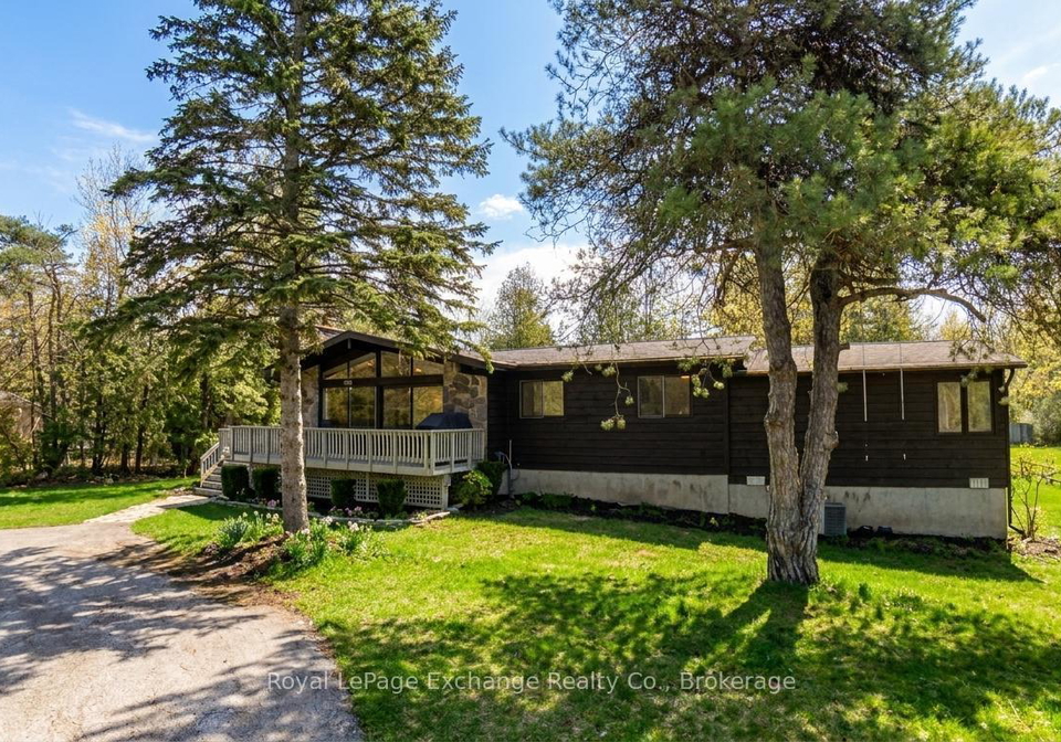 906-victoria-road-huron-kinloss-ontario-x13018994