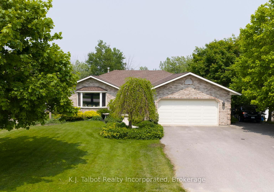 386-templeton-street-north-huron-ontario-x13019014