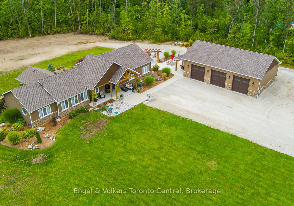 242-somers-street-georgian-bluffs-ontario-x13019016