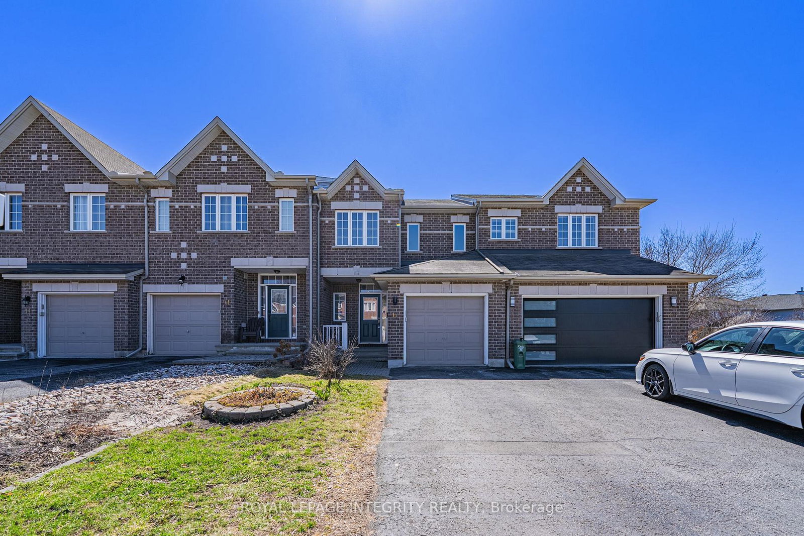 12-saddlesmith-circle-kanata-ontario-x13019128
