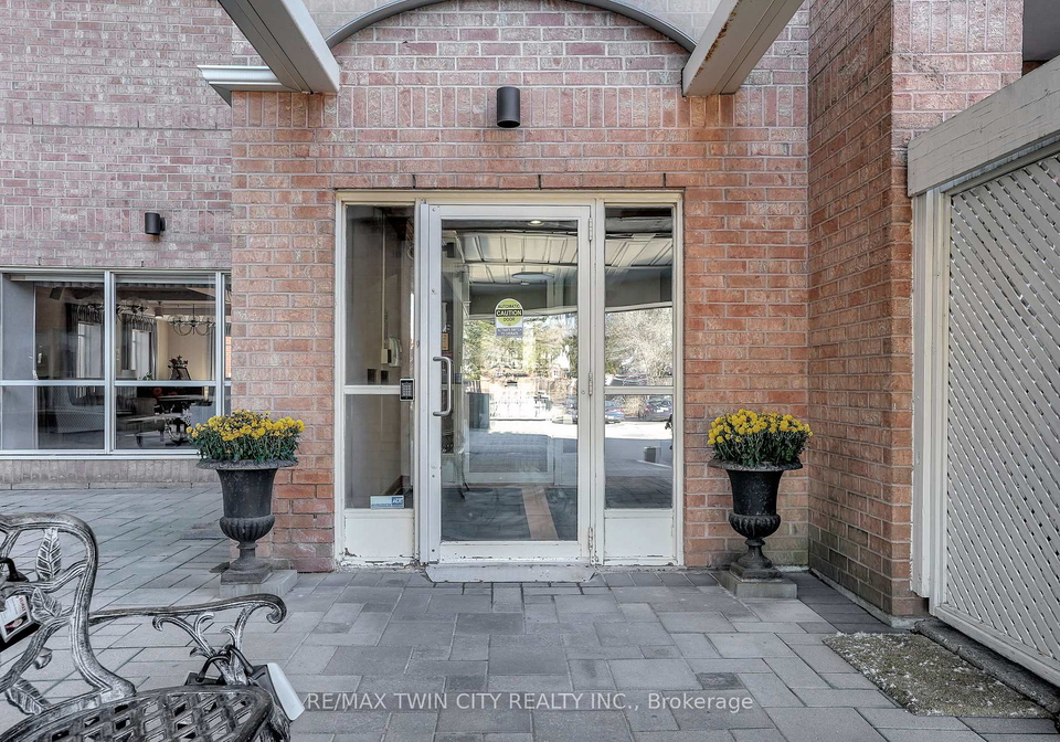 1414-king-street-e-kitchener-ontario-x13019196