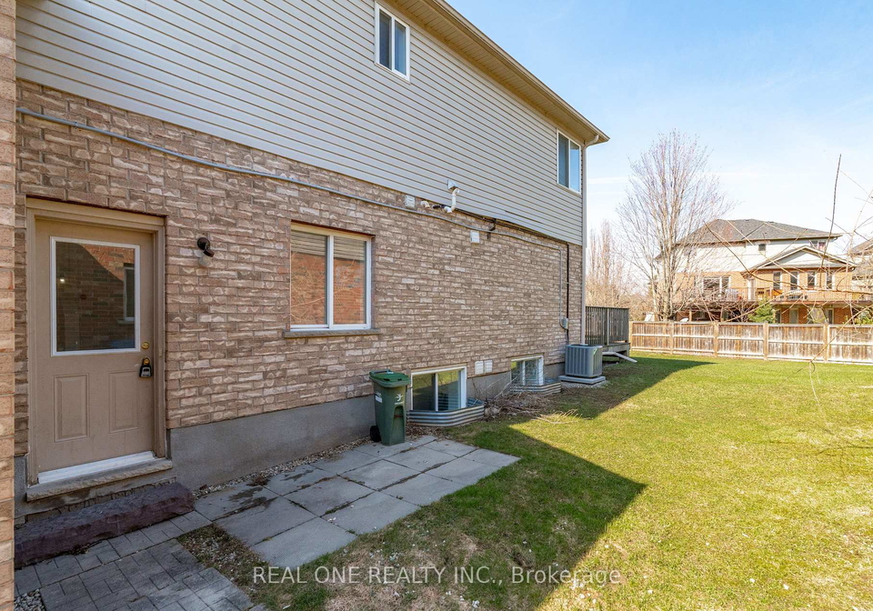 132-dawn-avenue-guelph-ontario-x13019202