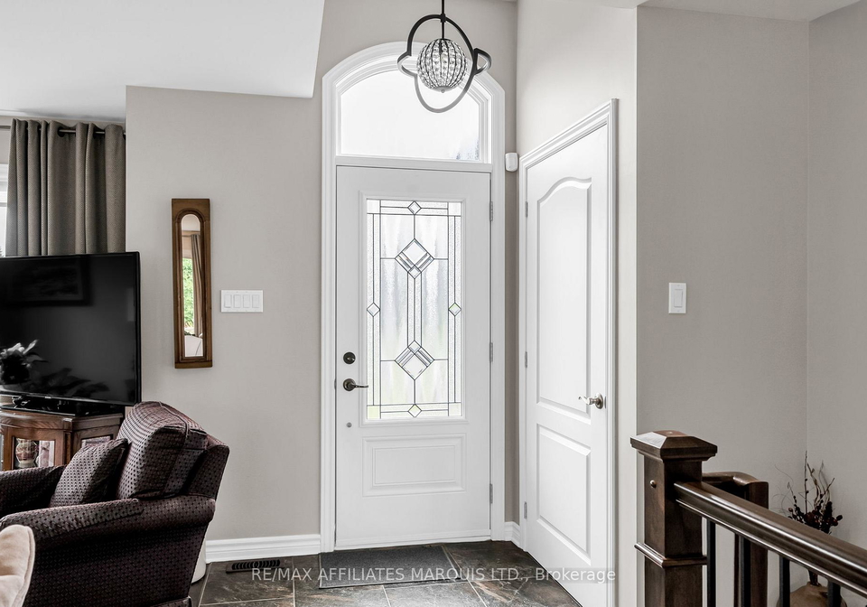 6708-yacht-boulevard-cornwall-ontario-x13019378