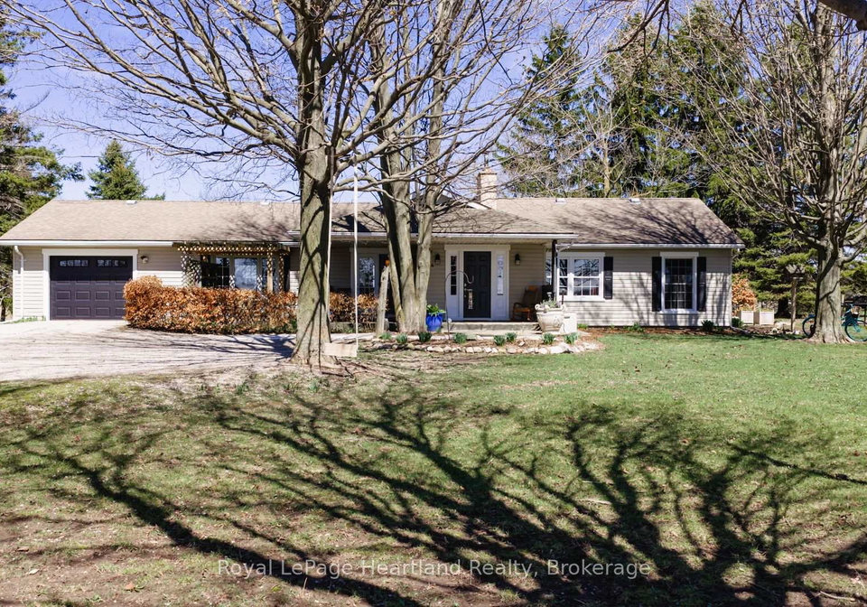 42163-front-road-huron-east-ontario-x13019390
