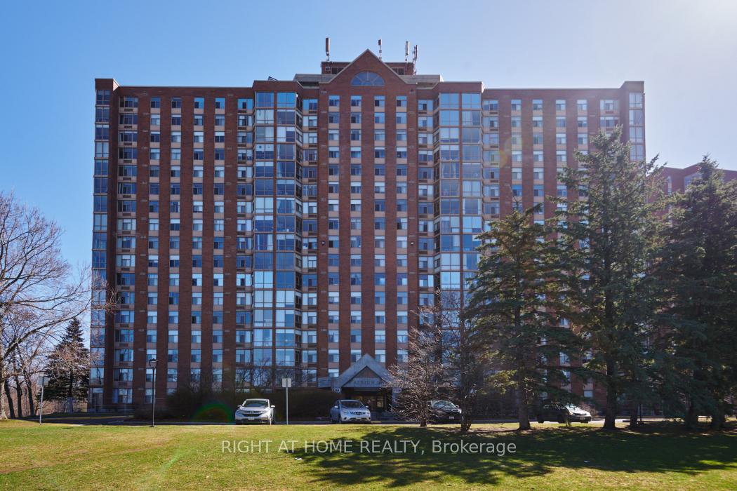 2759-carousel-crescent-ottawa-ontario-x13019474