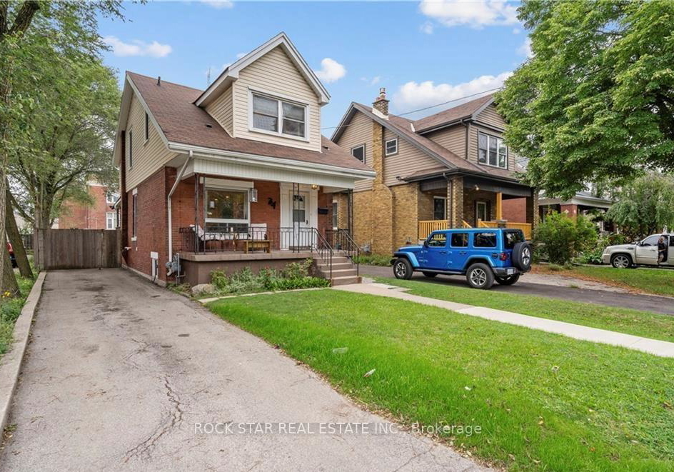 34-cliff-avenue-hamilton-ontario-x13019986