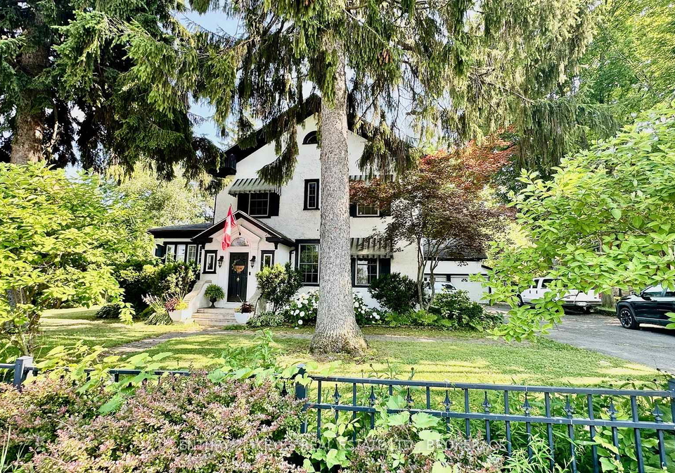 223-king-street-w-gananoque-ontario-x13020108