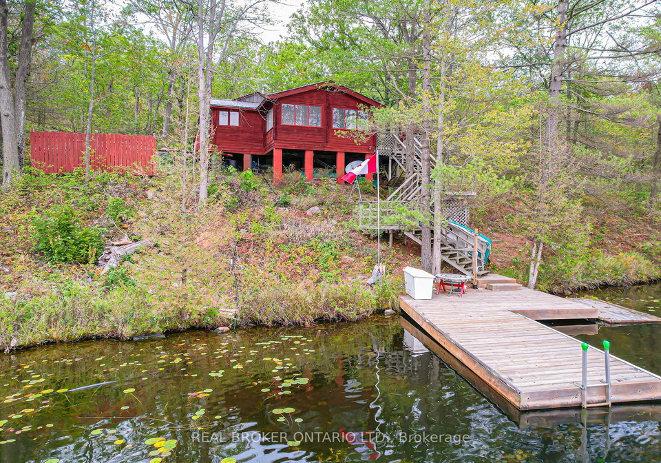 744-10-baxter-island-georgian-bay-ontario-x13020594