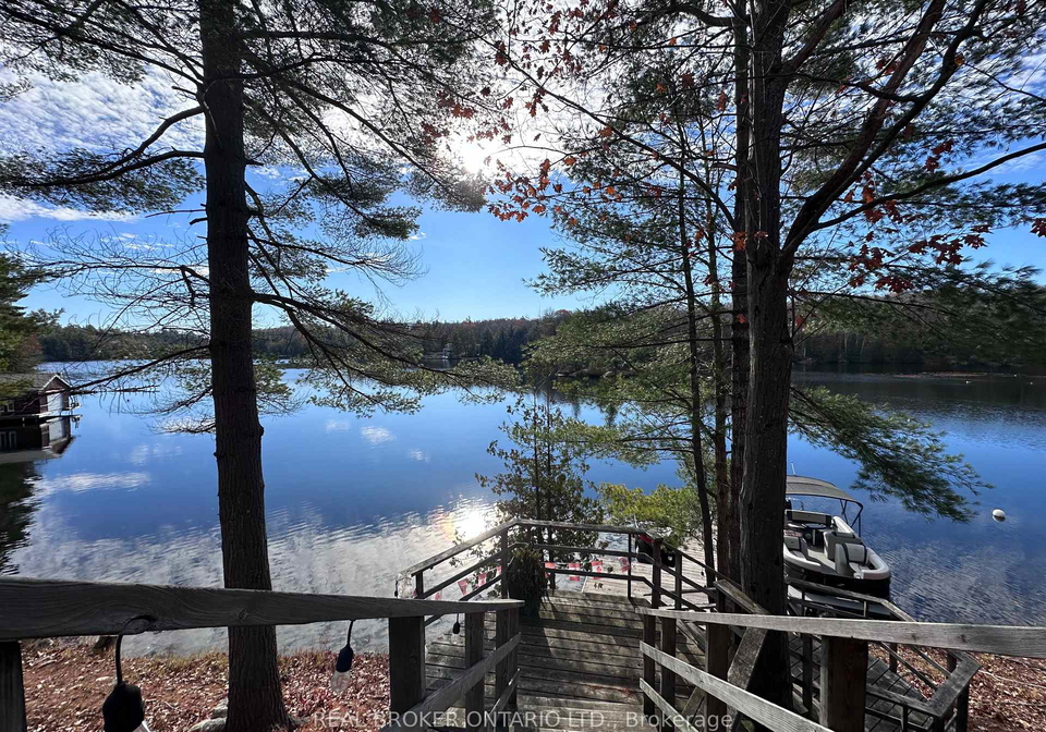 744-10-baxter-island-georgian-bay-ontario-x13020594