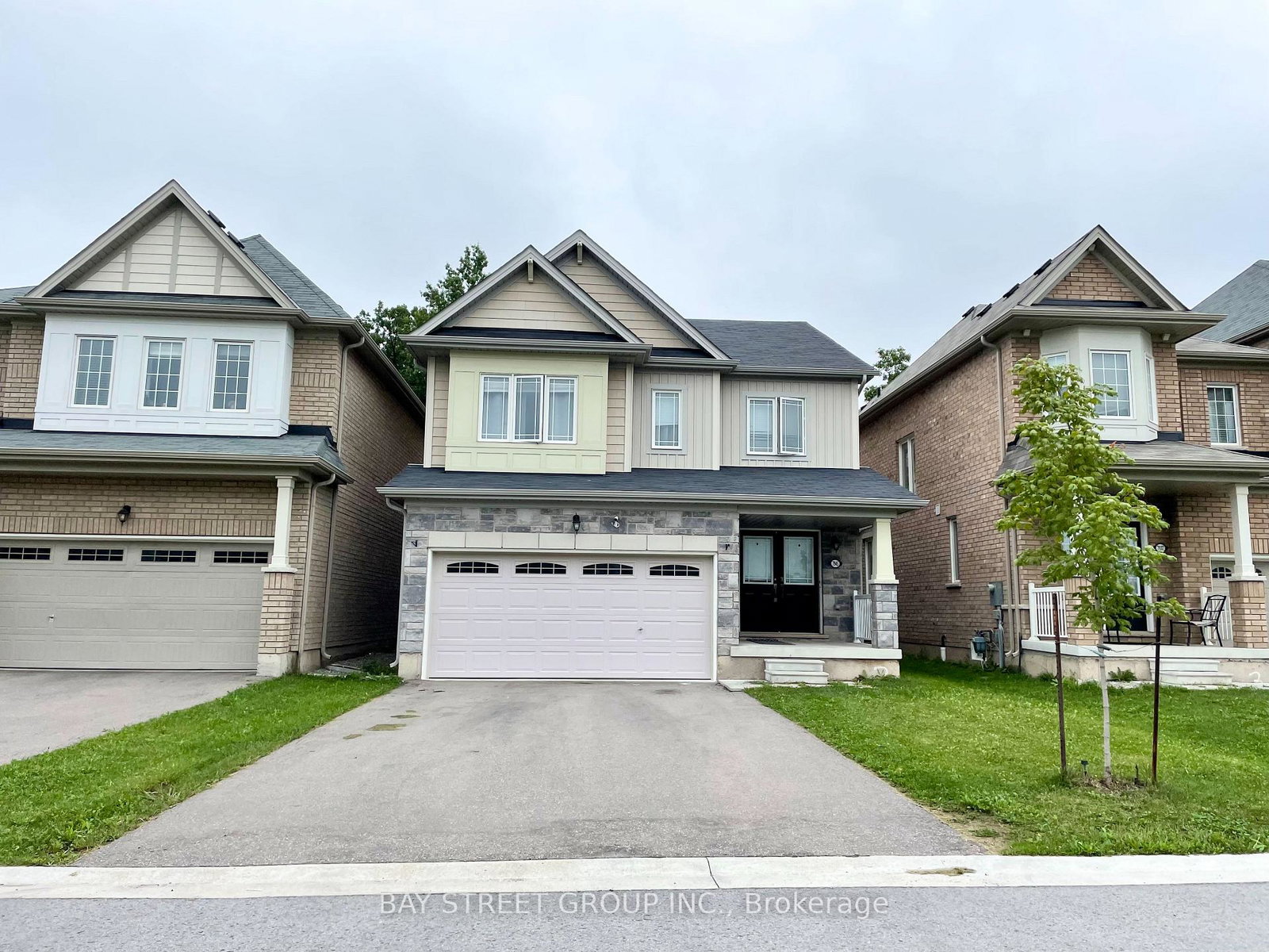 7945-hackberry-trail-niagara-falls-ontario-x13020640