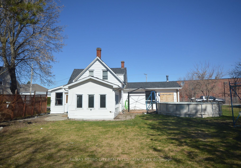 235-renfrew-avenue-w-renfrew-ontario-x13020858