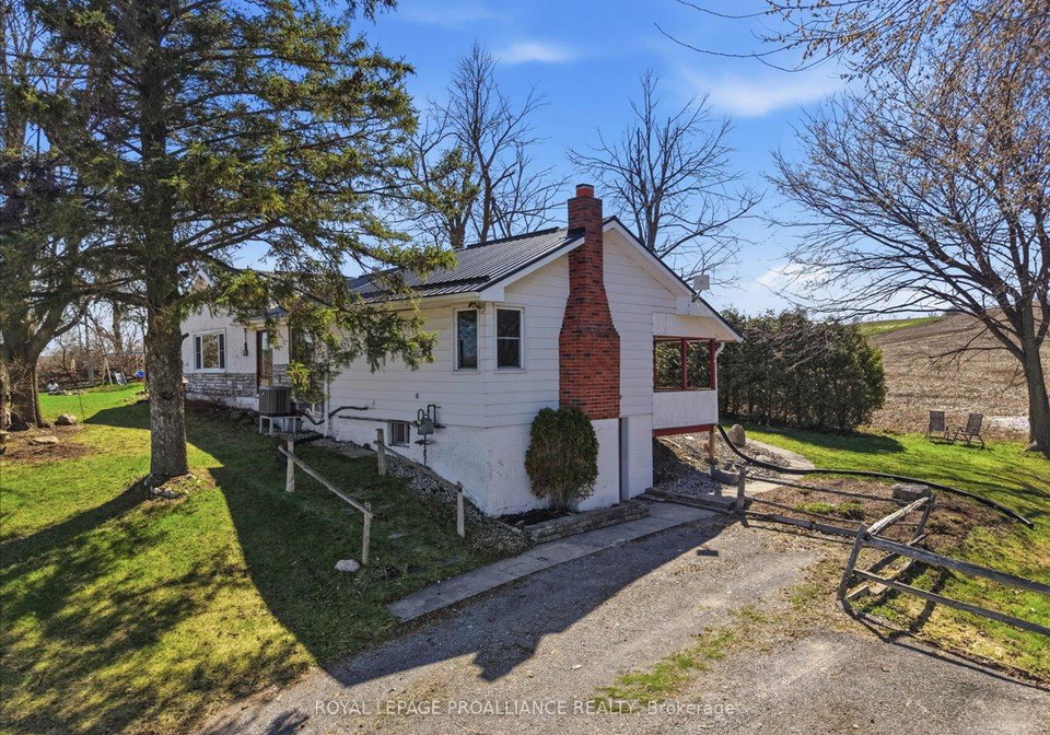 10219-hwy-62-centre-hastings-ontario-x13020890