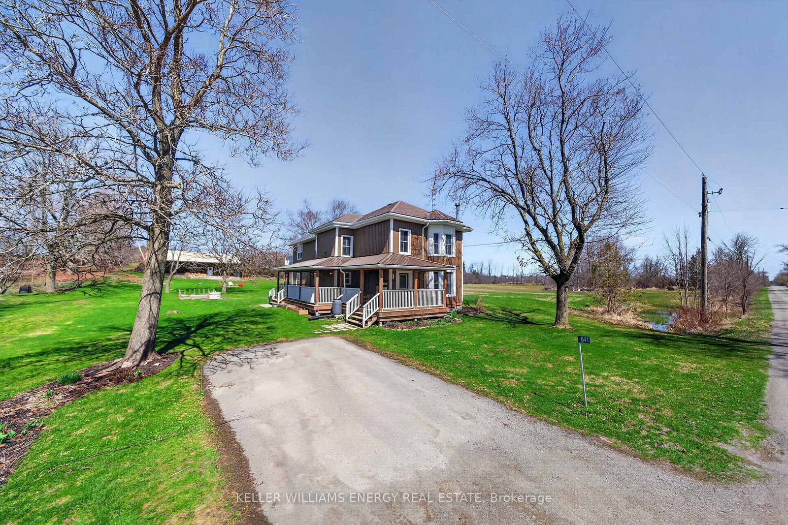 641-melville-road-prince-edward-county-ontario-x13020952