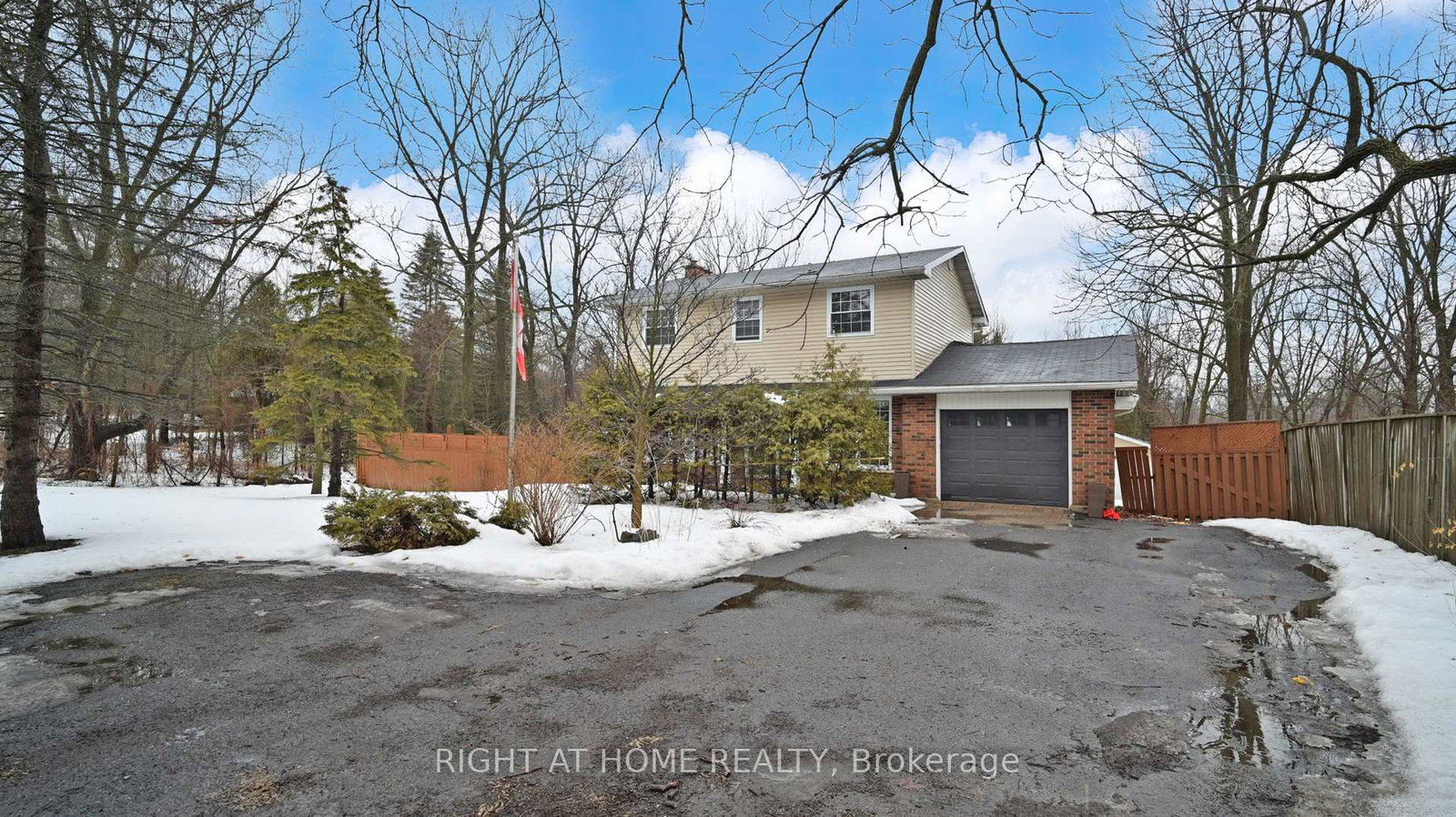 301-garner-road-e-hamilton-ontario-x13020994