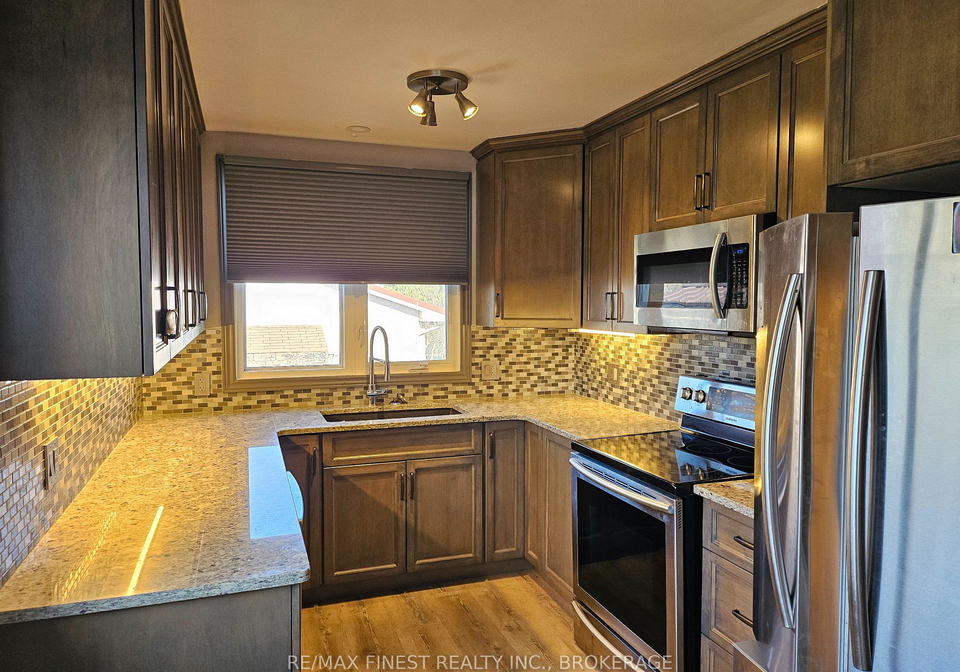 86-chesterfield-drive-loyalist-ontario-x13021052