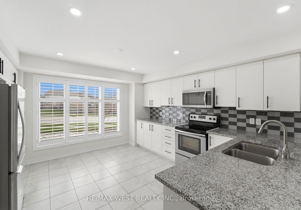 watson-parkway-n-guelph-ontario-x13021074