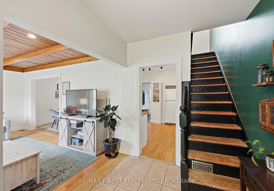 137-stephen-street-kingston-ontario-x13021256