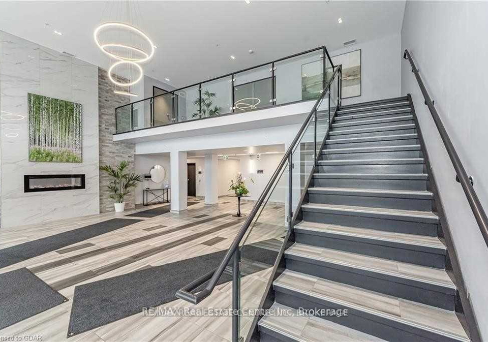 35-kingsbury-square-guelph-ontario-x13021370